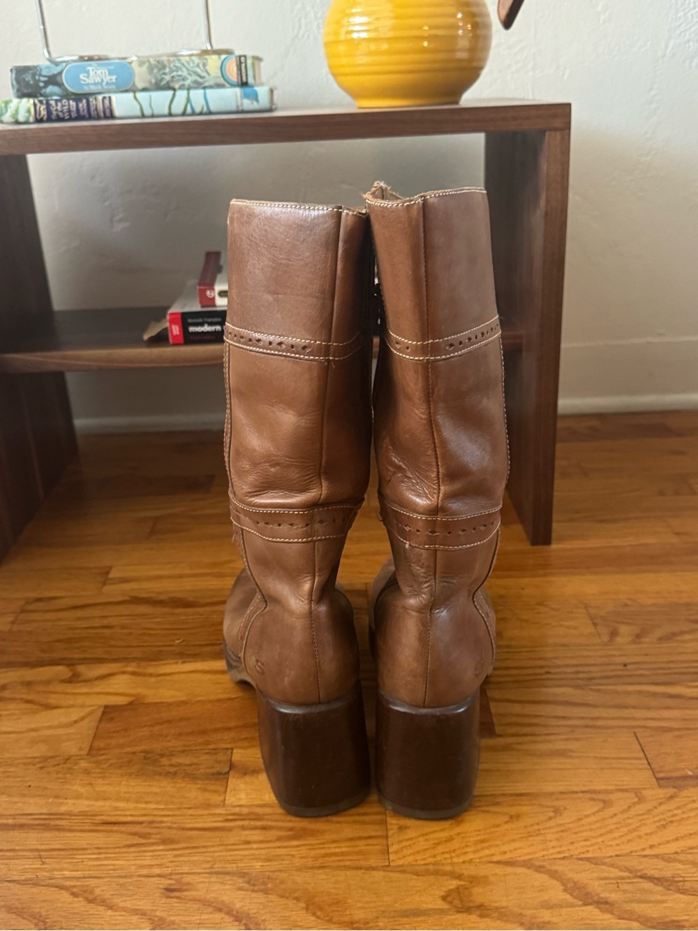 Vintage Y2K Brown Leather Skecher’s Mid-Calf Heeled Boots - Picture 5 of 9